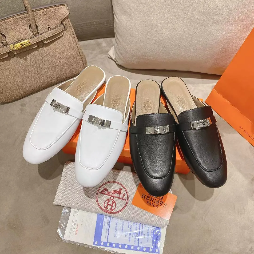 👟👟Ex-factory price 440👟👟Hermes/Hermes new kelly buckle sandal mule shoes for women flat toe lazy shoes and half slippers😄😄😄 Fabric: calfskin lining: sheepskin lining/3D floral cloth🌸🌸🌸 Code number: 35 36 37 38 39 40 41 Color: Black White Brown Outsole: Anti-leather pattern rubber outsole